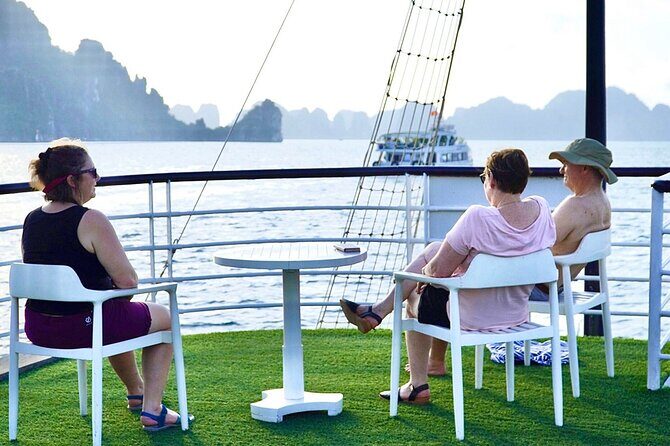 1 Day Halong Cruise Tour with Transfer and early return to Hanoi - Thien Cung Cave: Heavenly Palace Grotto in Real Life