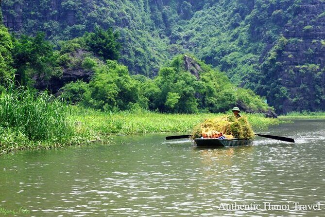 1 Day Luxury Ninh Binh Tour with Many Options From Hanoi - Tam Cốc–Bích Động: bamboo boats through karst and caves