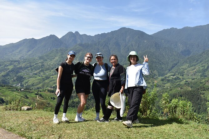 1-Day Private Trekking in Sapa through Terraces Rice Fields - The lunch plan: included meal, local food, vegetarian on request