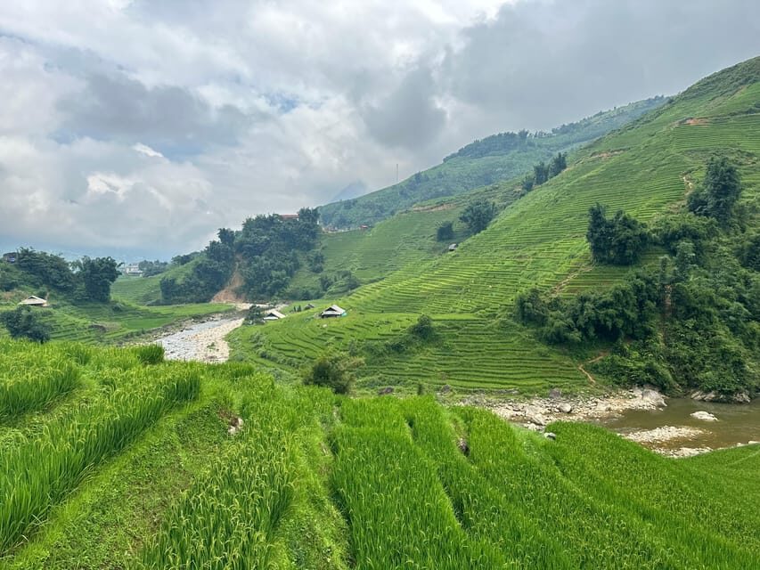 1 DAY Trek the Most Beautiful Villages of Sapa & Local Guide - Ta Van village: walking between Giay and Hmong communities