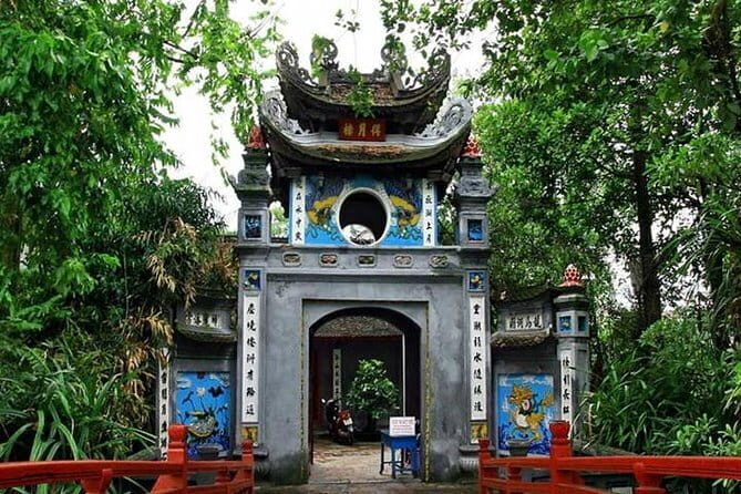 1 night cruise selection over Halong, Bai Tu Long or Lan Ha Bay - Lan Ha Bay’s quieter rhythm: Dark and Bright Cave, Viet Hai village time
