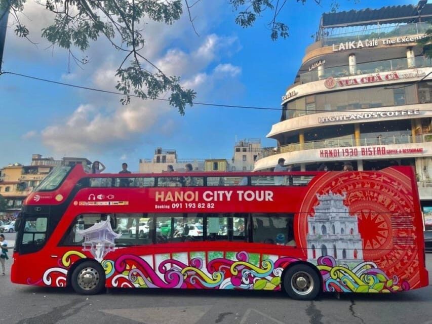 1 ROUND HANOI CITY TOUR + WATER PUPPET SHOW TICKET - The landmarks you pass: how to make the most of seeing them fast