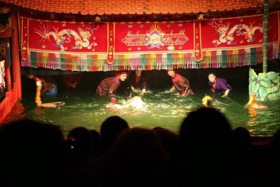 1 ROUND HANOI CITY TOUR + WATER PUPPET SHOW TICKET - Water puppet show at Thang Long: how the timing works