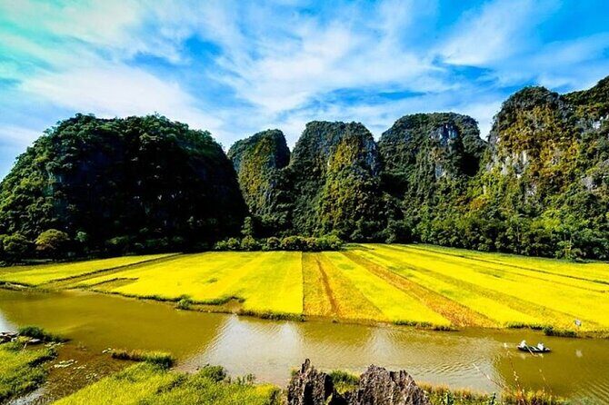 10 Days Southeast Asia Tour with Accommodation - Price and logistics: why $1,312 can be good value here