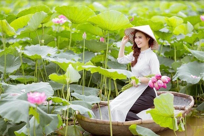 12-Day Vietnam Discovery Tour - Landing in Hanoi: Airport Pickup, Old Quarter Street Food, and Breathing Room