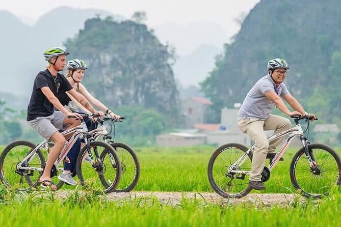 12 Days in Vietnam | Cultural Exploration with Beach Escapes - Hanoi People’s Army Legend Jeep: food, culture, and a night start