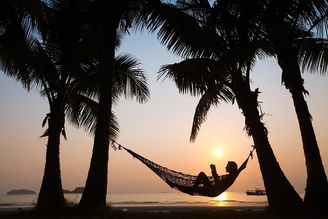 15-Day Tour to Explore Vietnam - Heading Toward Halong Bay: Limestone Icons and a Sunrise Morning