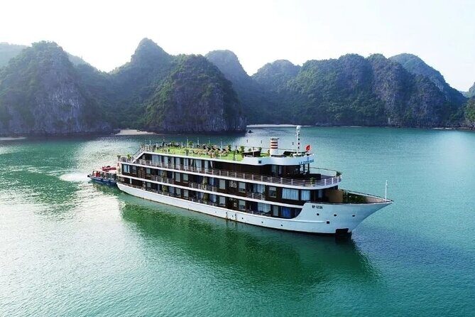 15-Day Vietnam Itinerary All in One | Travel Package 2026-2027 - Days 7–9: Chieu Cave, the Flight to Da Nang, Hoi An Lantern Streets, and Hue’s Imperial Sites