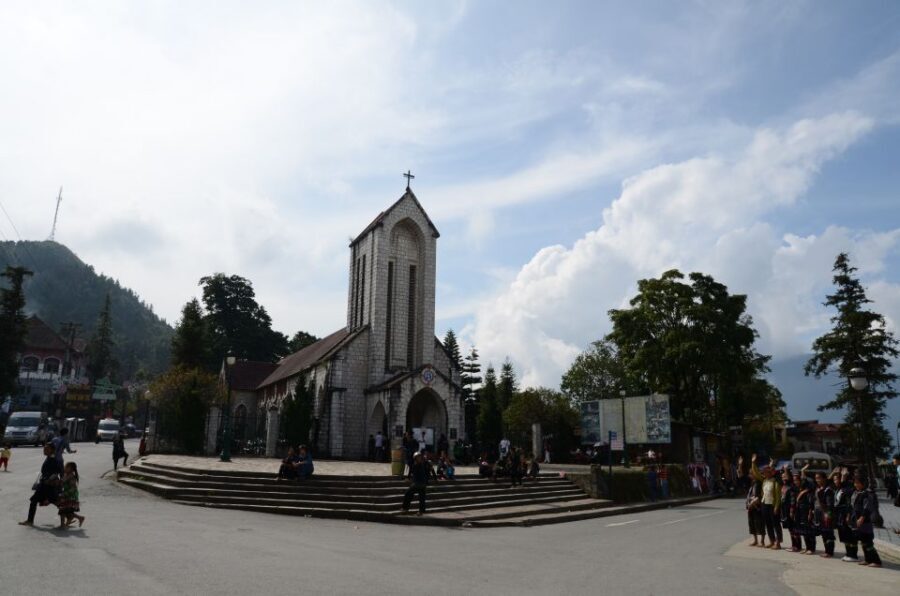 2 Day-2 Night Sapa Trekking: Overnight Train &Limousine Bus - Is $136 per person good value for this route?