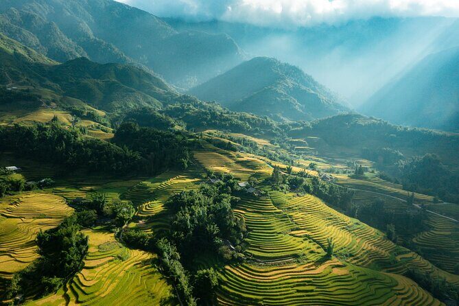 2-Day Amazing Sapa Trek With Sleeper Train From Hanoi - Overnight At Hotel - Hanoi night departure: meeting at Ga Hà Nội and the Lao Cai timing