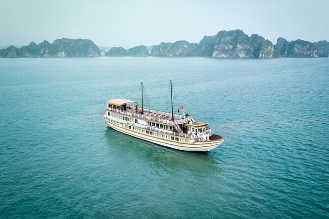 2-Day Boutique Cruise Discover Hidden Gems of Bai Tu Long Bay - Bai Tu Long Bay, not the same old cruise line