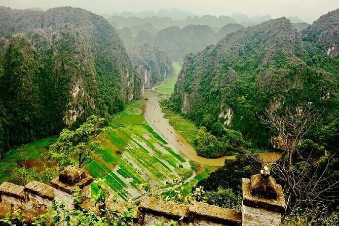 2-Day Ninh Binh Adventure Tour from Hanoi - Day 1: Hoa Lu’s ancient capital, then Tam Coc’s bamboo-boat calm
