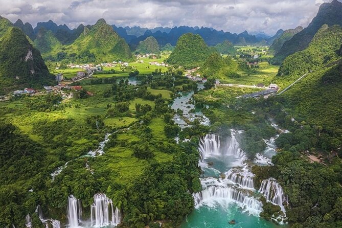 2 Days 1 Night Ban Gioc Waterfall Tour from Hanoi By Limousine - Ban Gioc Waterfall (Detian Falls): When the Main Event Hits
