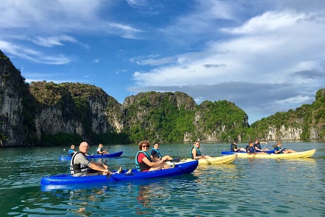 2 Days 1 Night Overnight on Cruise in Halong Bay - Day 2 at 6:00: sunrise photos, Tai Chi, and breakfast timing