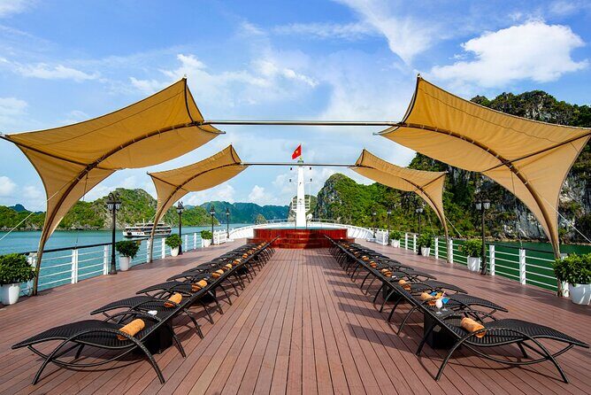 2-Days Aspira Cruise Tour around Hanoi- Halong- Lan Ha Bay - Day 2 Starts at 6:15: Tai Chi or Sunrise on the Top Deck