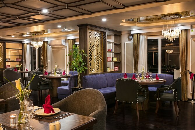 2 Days Era Cruise in Halong Bay and Lan Ha Bay from Hanoi - The on-board comfort level: private Jacuzzi matters