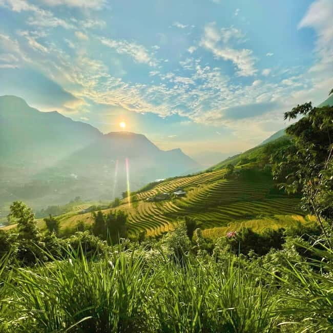 2 DAYS Explore SA PA'S Village through Scenic walking Trails - Walking from Sa Pa into Y Linh Ho’s H’Mong rice-terrace world
