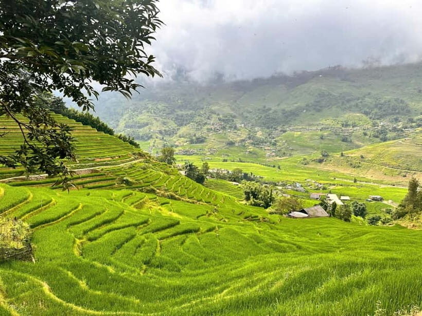 2 DAYS Explore SA PA'S Village through Scenic walking Trails - Group trekking with Zo: how the guide changes the experience
