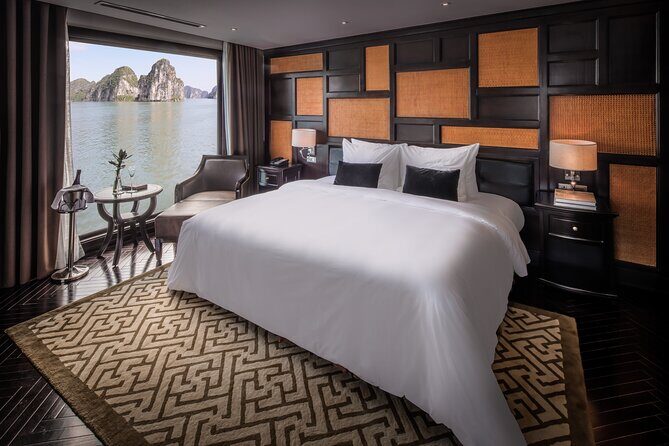 2 Days Halong Bay from Hanoi Cruise - Hanoi pickup, port check-in, and how the timing flows