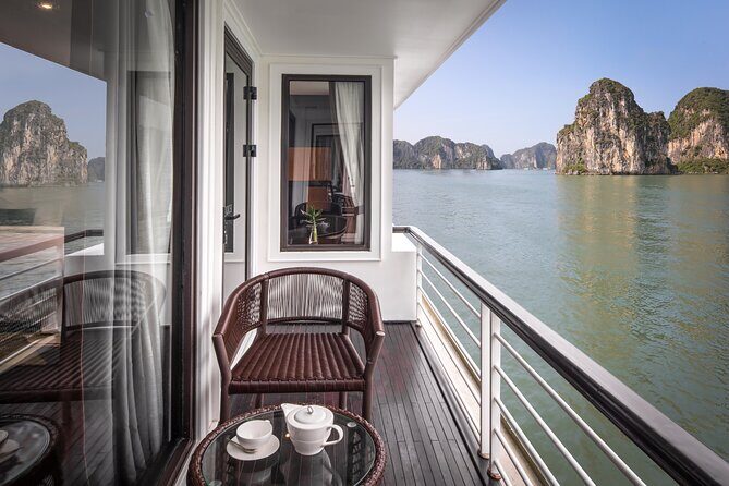 2 Days Halong Bay from Hanoi Cruise - Day 2 early starts done right: Taichi and breakfast pacing