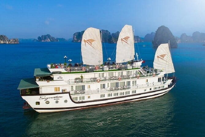 2D1N Bai Tu Long Bay cruises - Small group, active days, and real variety