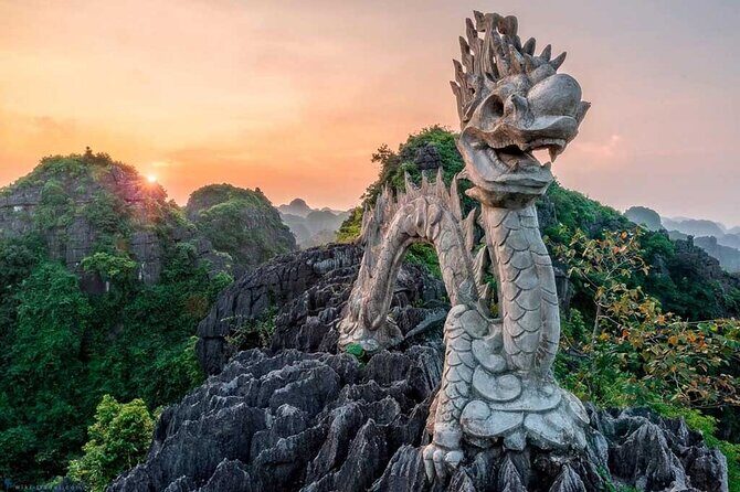 2Day-1Night: Hanoi-Ninh Binh-Ha Long Bay-Overnight in Tam Coc - Mua Cave’s 500 steps and the Tam Coc view