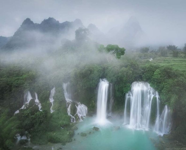 2Day Ban Gioc Waterfall Tour from Hanoi - First Look at Ban Gioc: The Main Gate Walk and River Time