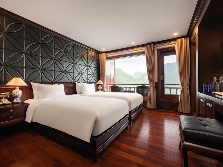 3-Day: 5-star Cruises Lan Ha & Halong Bay w/Viet Hai Village - Food, Crew, and the Little Extras That Make the Day Flow
