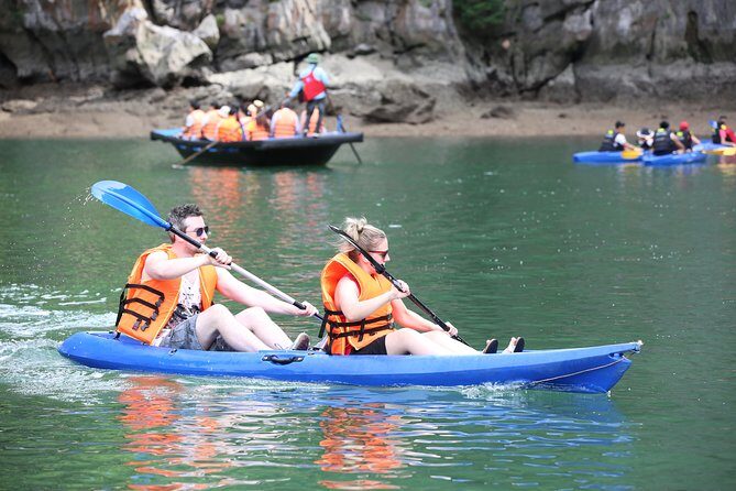 3-Day Cruise Relaxing and Kayaking on Oriental Sails - Day 2: dawn tai chi, a peaceful lunch anchor, and the Lan Ha kayaking block