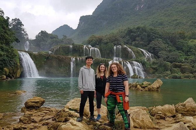 3 Day Ha Giang Loop With Tom Adventure By Motorbike - Day 2: Sky Path Trek, Ma Pi Leng Scenery, and Lo Lo Homestay Night
