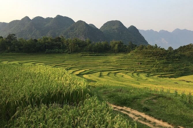 3 Day Private Tour in Mai Chau and Pu Luong - Mai Chau: leaving Hanoi early and arriving in a calmer world
