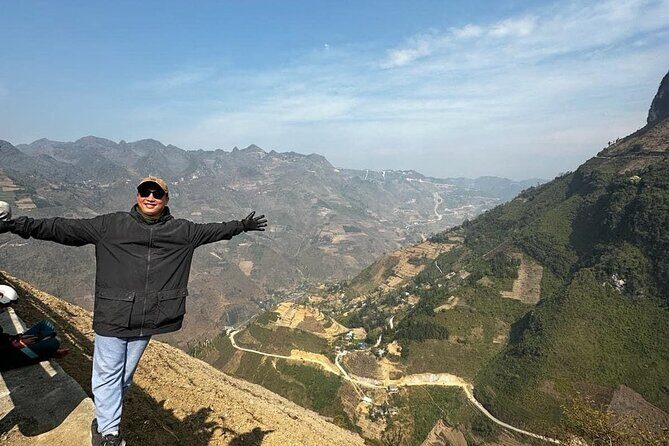 3 Days 2 Nights Ha Giang Loop Tour with Easy Rider Small Group - Day 2: Ma Pi Lèng Pass and Du Gia’s big-view payoff