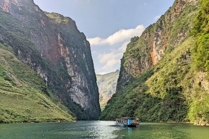 3 Days and 2 Nights in Ha Giang by Motorcycle - Why This Ha Giang Motorcycle Loop Works