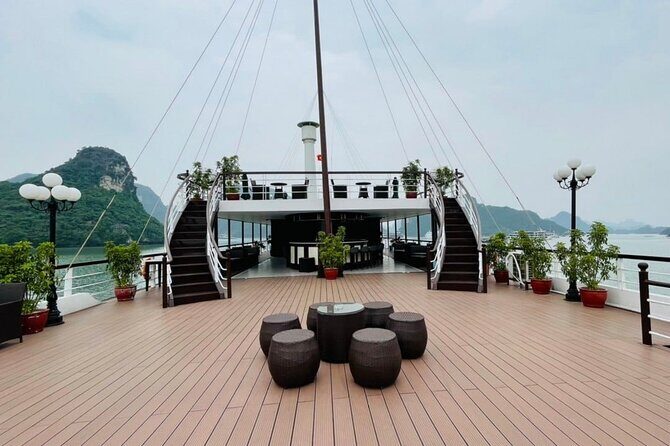 3 Days Cruise Tour in Halong Bay and Lan Ha Bay from Hanoi - From Hanoi pickup to Erina Cruise: the start that sets the tone