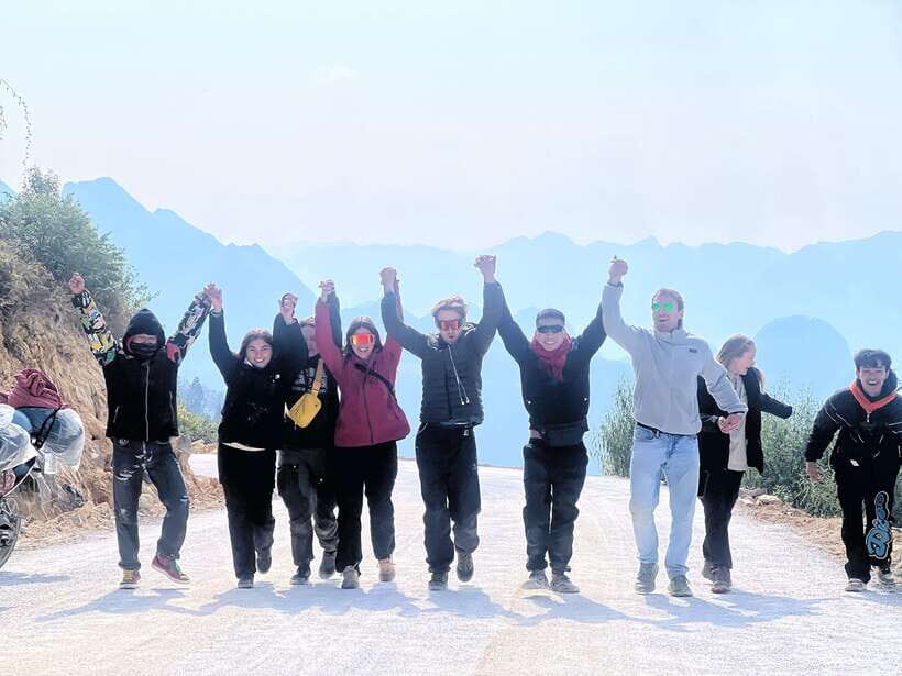 3 Days Ha Giang LOOP DIVINITY Tour with easy rider - Getting There: Sleeper Bus Night, Then You Start Moving