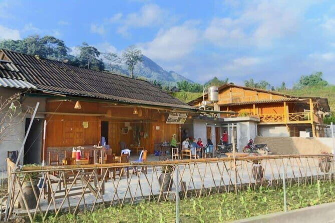 3-Days Sapa Trekking With Local Guide Overnight in Tavan Village - Trek level and who this suits best