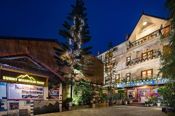 3D2N Sapa Trekking, Fansipan Legend Cable Car Ride - Cat Cat Village: customs you can see up close