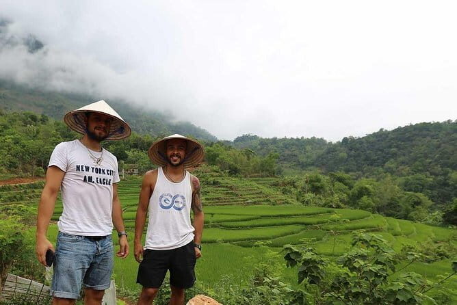 3Day Kayak & Trek to Ha Long Bay and Tamcoc (the 2nd day private) - Tam Coc sampan: canals, three grotto tunnels, and off-peak timing