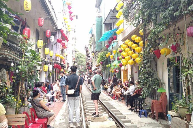 4 Hours Private City Tour with Highligh Train Street - Meeting at Hanoi Opera House: the quickest way to start feeling at home