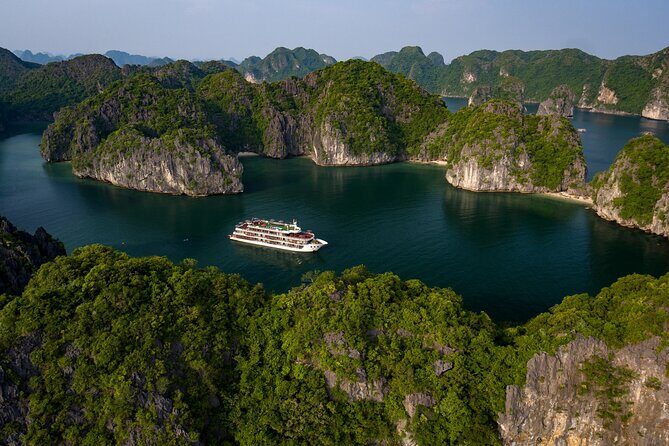 5-Day North Vietnam: Hanoi -Halong Bay -Ninh Binh-Sapa from Hanoi - Day 3: Rice terraces trek toward Ta Van, plus downtime in Sapa