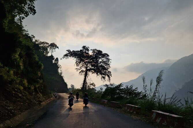 7 Days Dong Van Ha Giang Private Loop Tour with Wellness Programs - Day 1: Bac Sum terraces, Quan Ba Heaven Gate, and Fairy Bosom