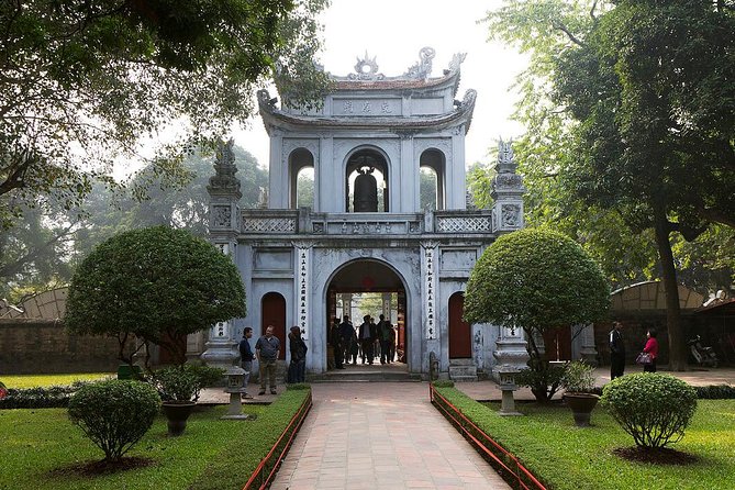 8-Day Discover Northern Vietnam Highlight: Hanoi - Ninh Binh - Sapa - Halong Bay - Hanoi in two efficient days: big landmarks, then old-quarter breathing room