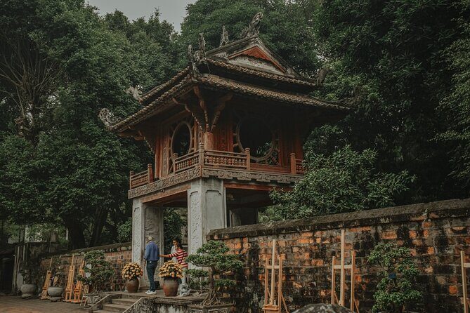9 Days Beauty of Vietnam - Super save - Hanoi Day 1: airport meet-and-greet, then you’re free to settle in