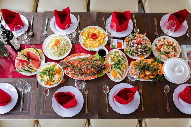 All Inclusive Cruise Tour at Halong Bay - Hanoi Pickup and the Highway Run to Ha Long (With a Human Rest Stop)