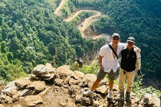 Asist From Hanoi: 5 Day Ha Giang Loop - visit Ban Gioc Waterfall - How the small-group setup actually affects your comfort