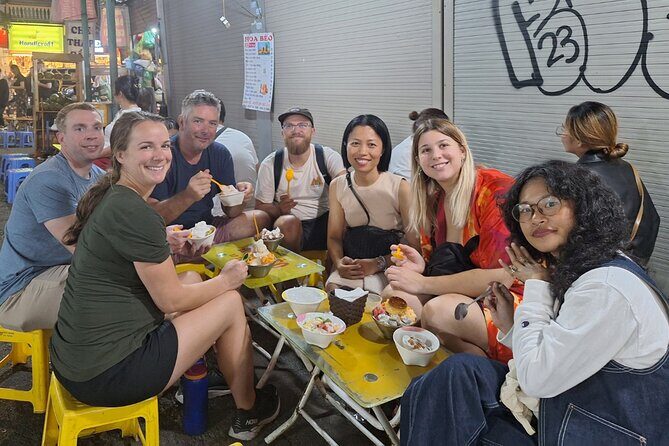 Authentic taste of Hanoi, food tour with a local foodie - Practical tips for a smooth Old Quarter food walk