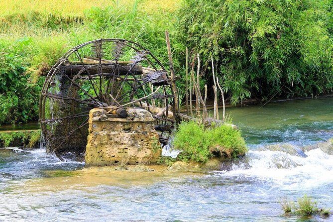 Ba Be Lake & Ban Gioc Waterfall Adventure Tour 3 Days - Ba Be National Park: 3-hour boating, Cam village, and Puong Cave