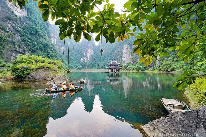 Bai Dinh Trang An Day Trip with Buffet Lunch,Boat Trip and Electric Car 2 Ways - Bai Dinh Pagoda: Electric Car Access and the 10 m Bronze Buddha