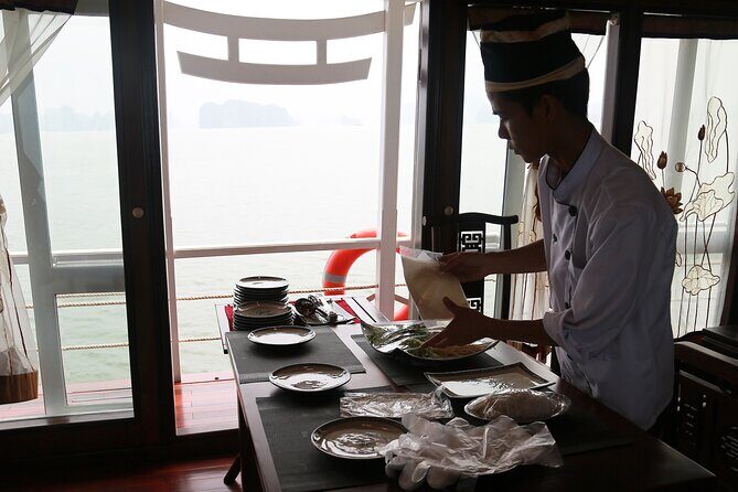 Bai Tu Long & Ha Long Bay 3-Day 2-Night Cruise from Hanoi - Day 3 Thien Canh Son Cave and the Cruise-to-Hanoi Transition