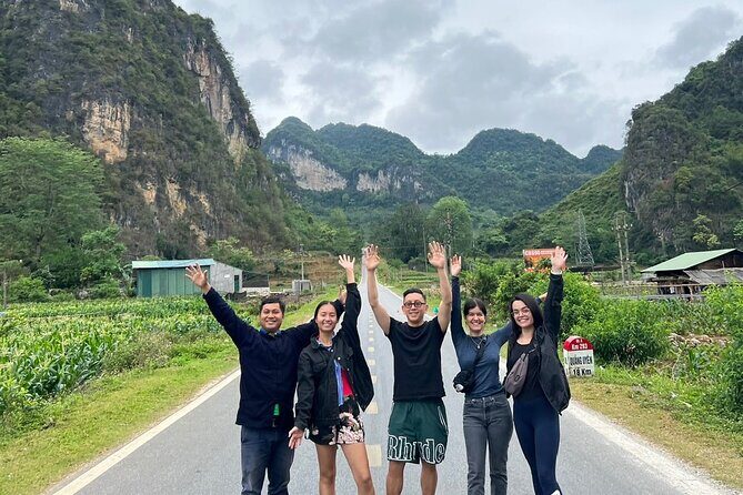 Ban Gioc Waterfall 2 days From Hanoi with Local on Scenic Route - Trúc Lâm Pagoda: The Climb for Big Falls Views